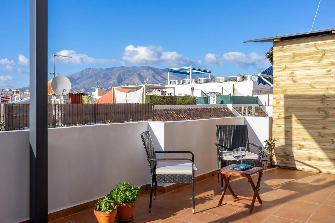 Front Line Beach Apartment In Fuengirola Ref 14